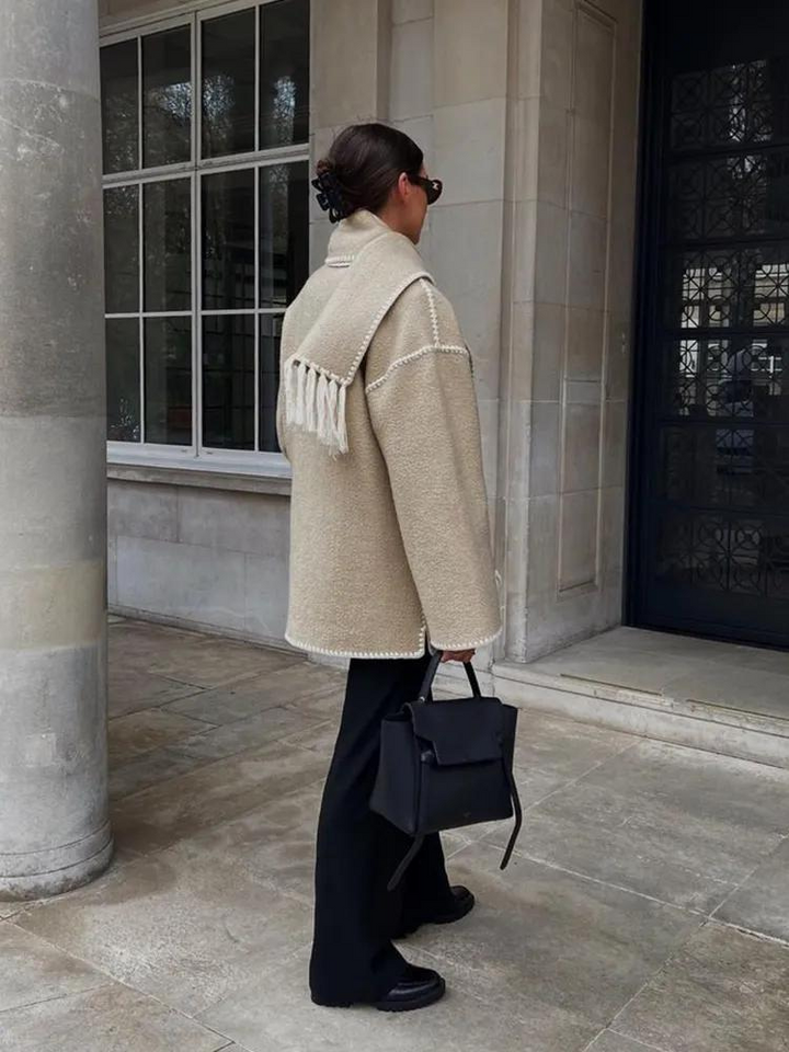 Damesjas met Sjaal – Elegante damesjas met sjaal, ideaal voor herfst en winter