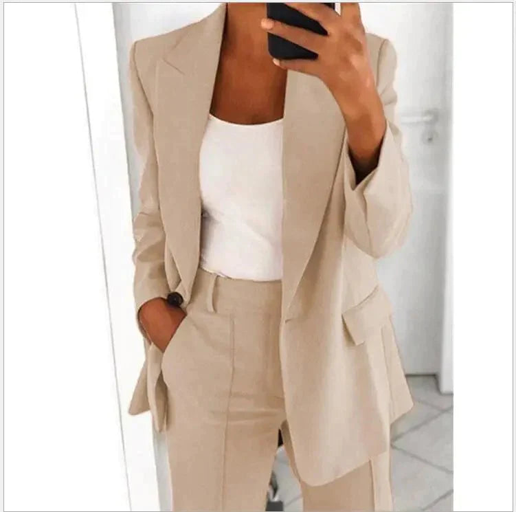 Blazer en Broek voor Vrouwen – Casual Outfit met Stijlvolle Pasvorm en Comfort