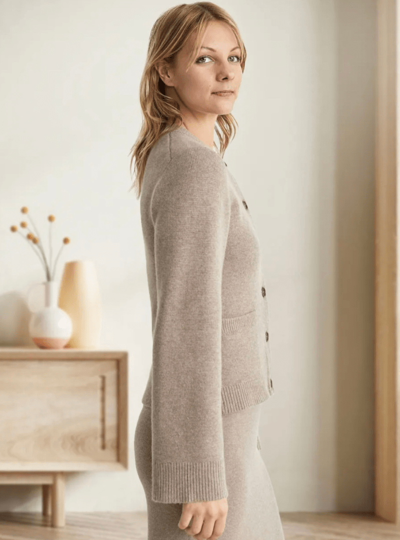 Dames strikjack met knopen en zakken – Elegante damesjas voor casual en feestelijke gelegenheden