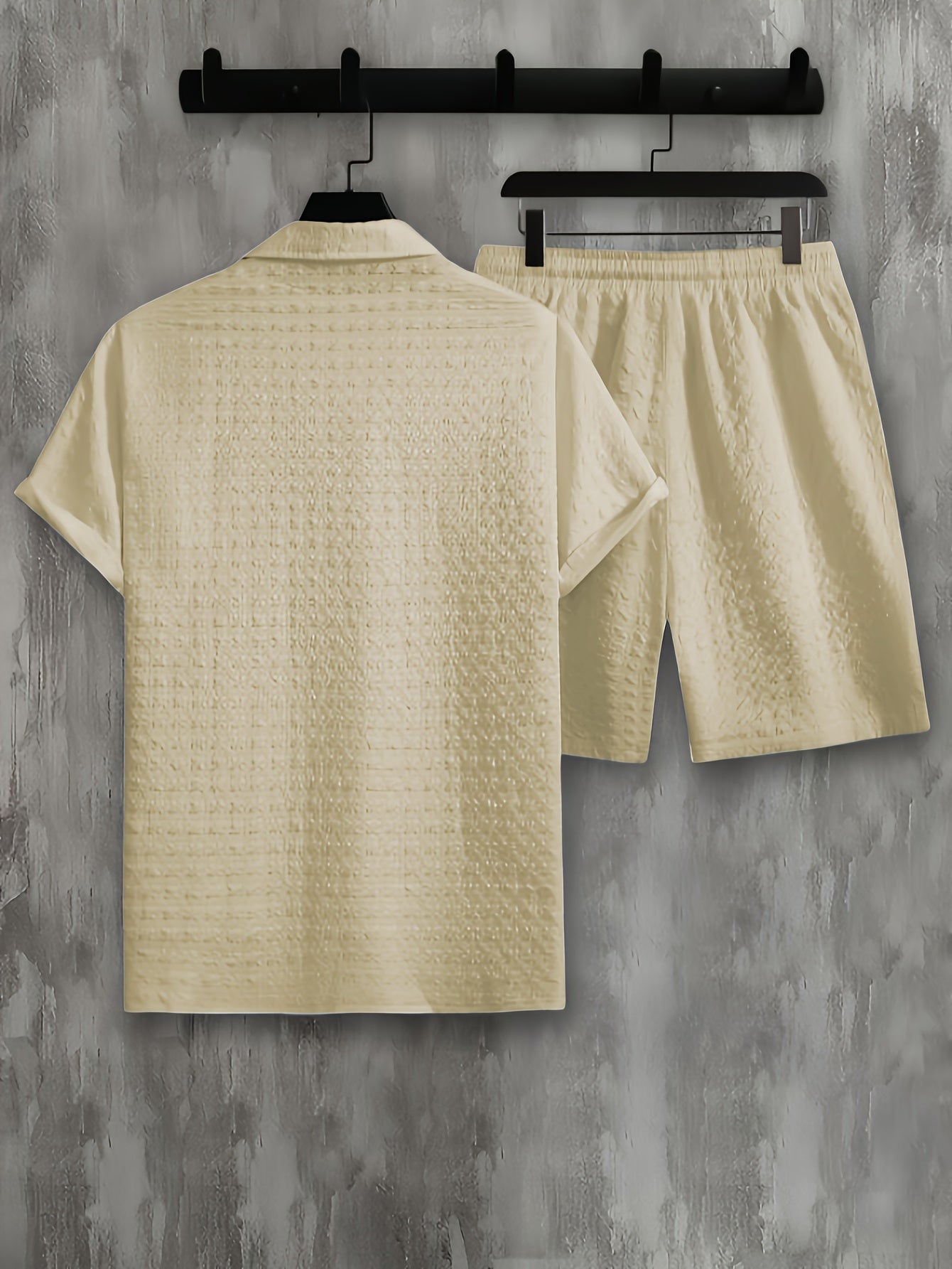 Wafelshirt en shorts heren – Comfortabele outfit met koord voor casual stijl