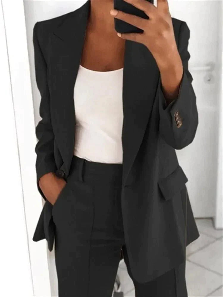 Blazer en Broek voor Vrouwen – Casual Outfit met Stijlvolle Pasvorm en Comfort