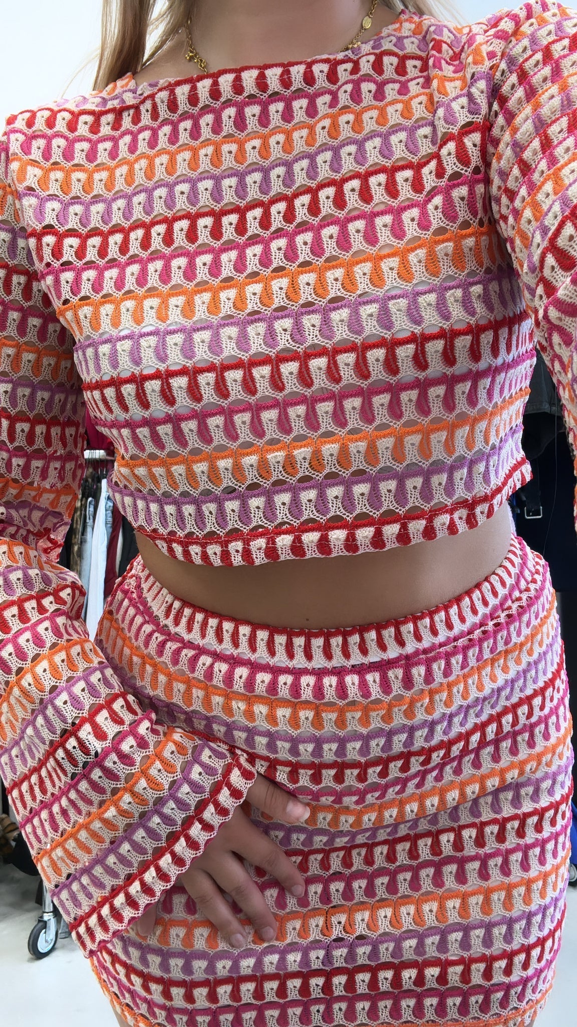 Dames Twee-Delige Set – Crop Top Lange Mouwen en Hoge Taille Minirok Getextureerd