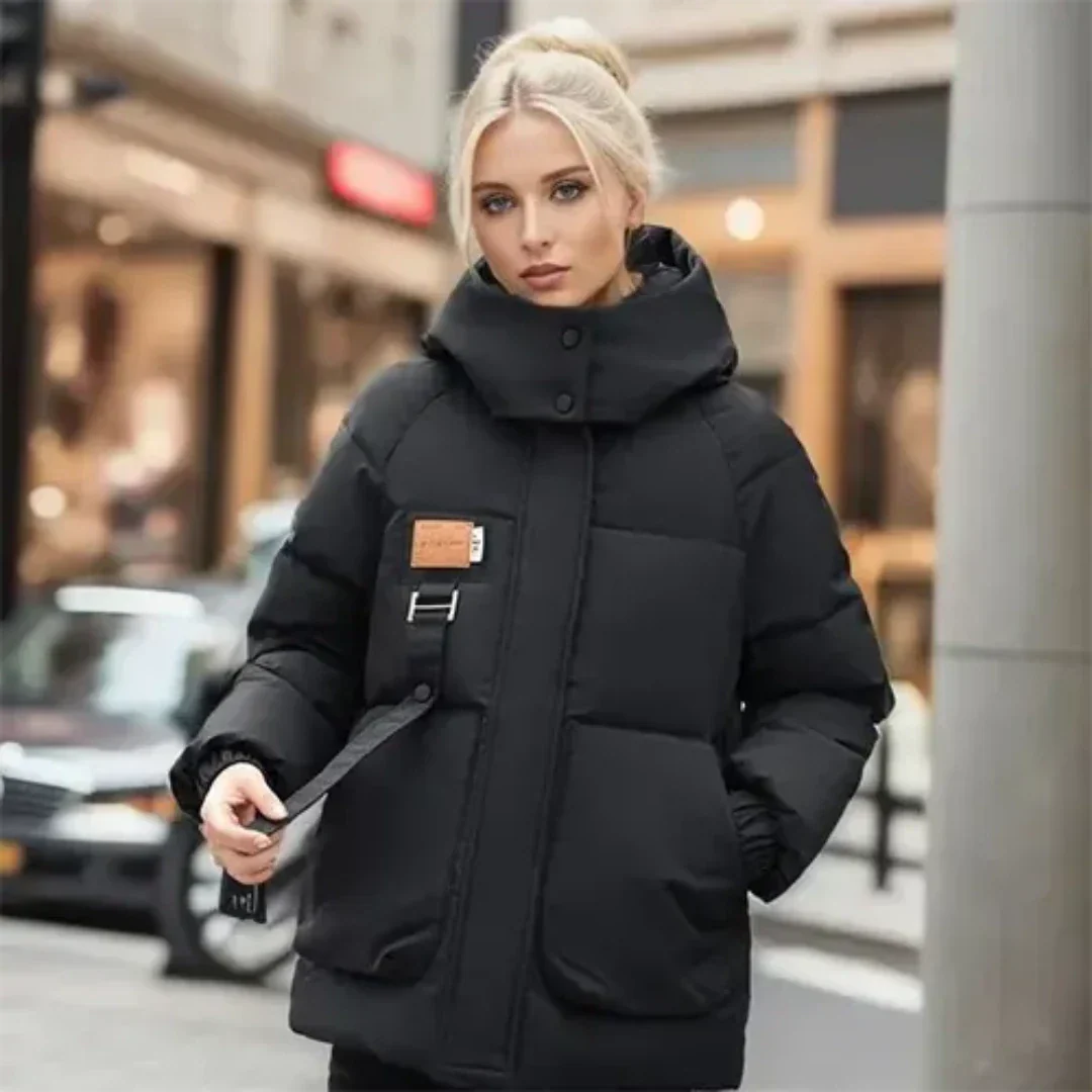 Gevoerde Winterjas Dames – Warme en Stijlvolle Winterjas met Capuchon en Zakken