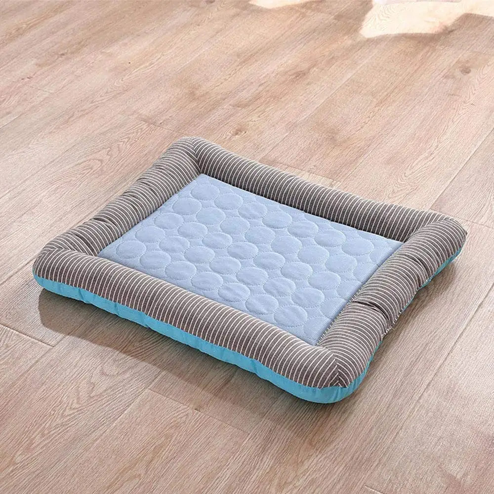 Hondenbed Koelend met IJszijde
