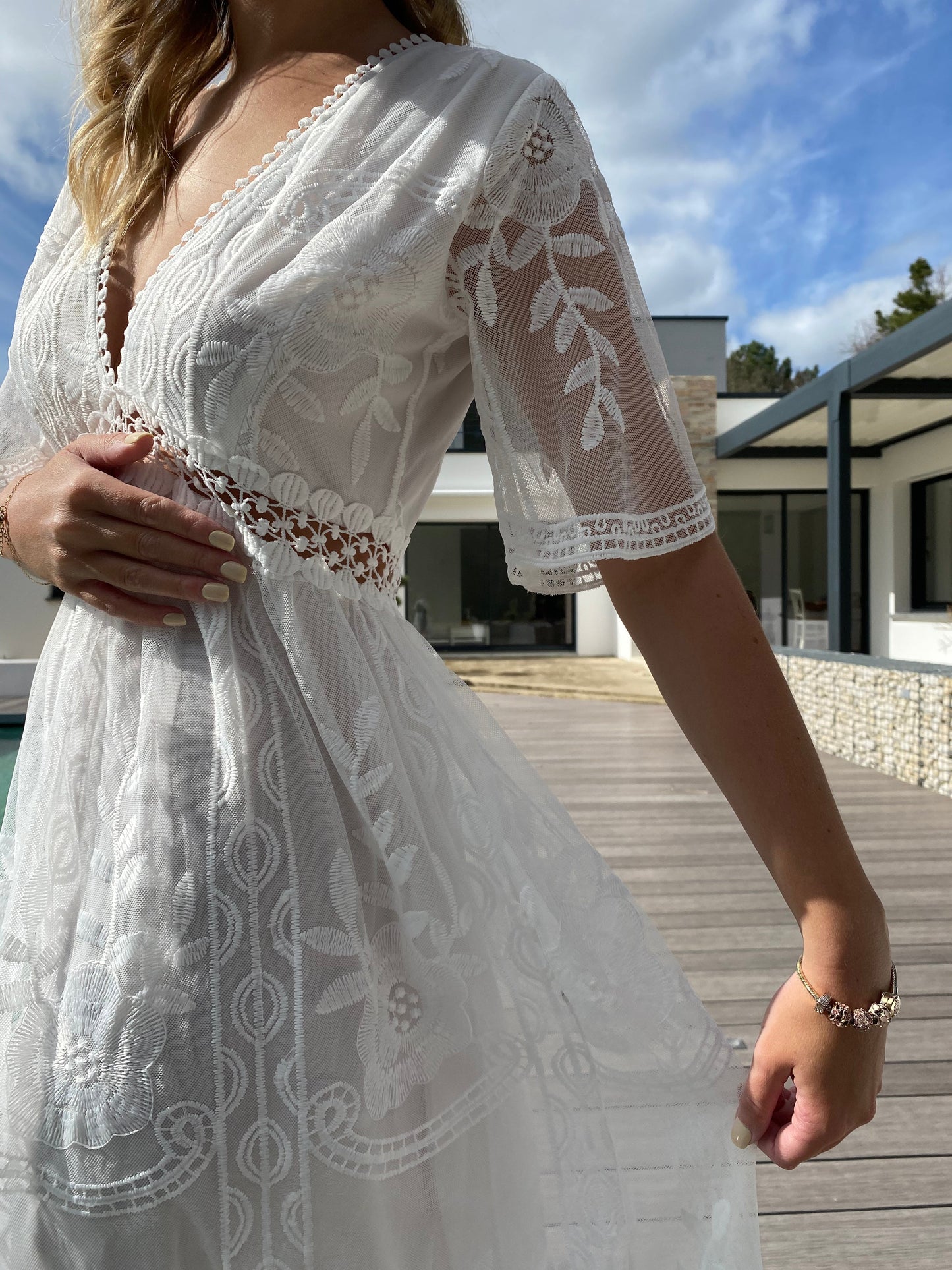 Bohemian Lange Kant Jurk – Elegante Jurk met Vrouwelijke Snit en Unieke Details