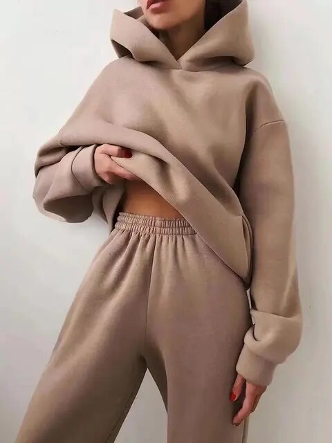 Hoodie en sweatpants dames set – Comfortabele sportoutfit voor thuis en buiten