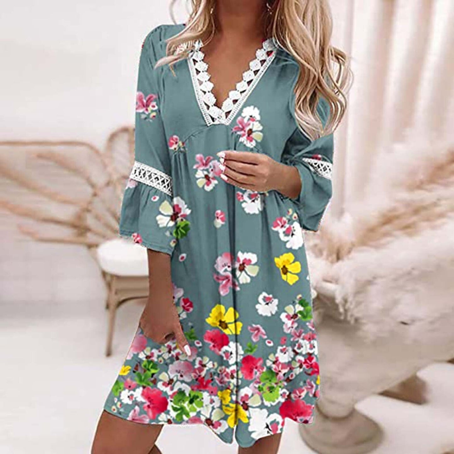 Bloemenjurk V-hals Dames – Elegante Jurk voor Feest en Casual Dagen