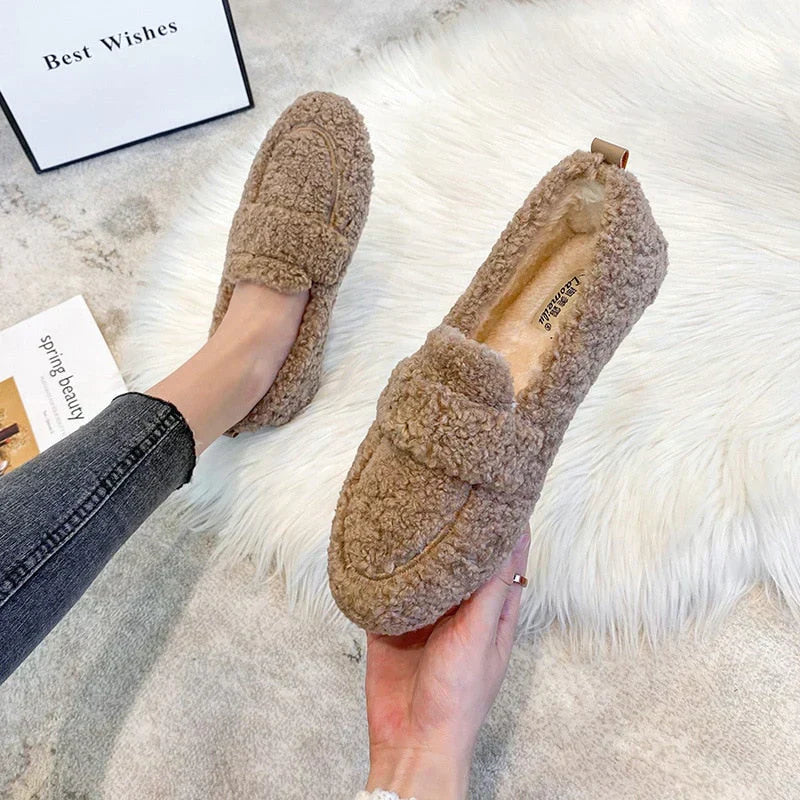 Dames Winter Plüschschoenen – Warme en Comfortabele Slippers voor Binnen