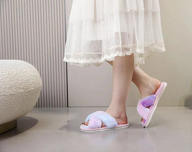 Dames Pantoffels met Kruisriemen – Comfortabele Slippers voor Thuis