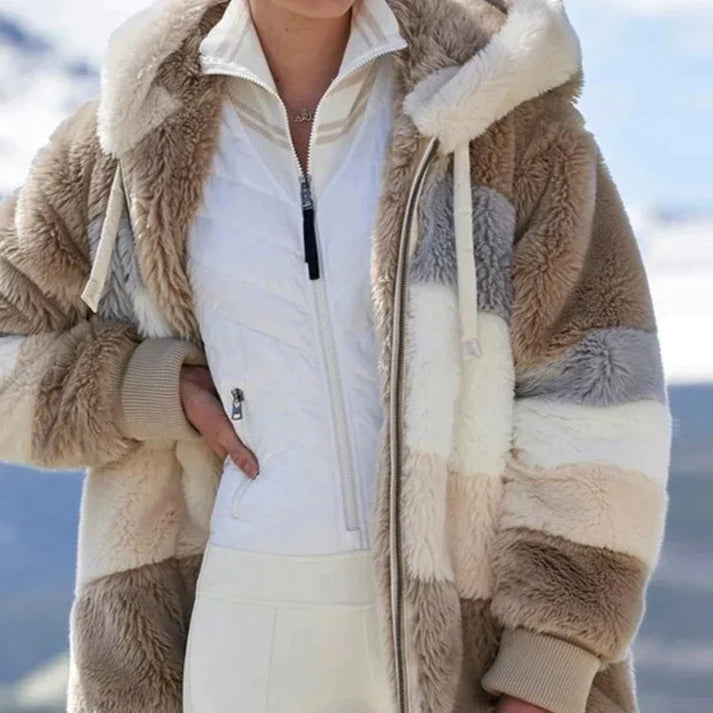 Fluffy Hoodie Dames – Zachte en Comfortabele Hoodie voor Vrijetijd en Thuis