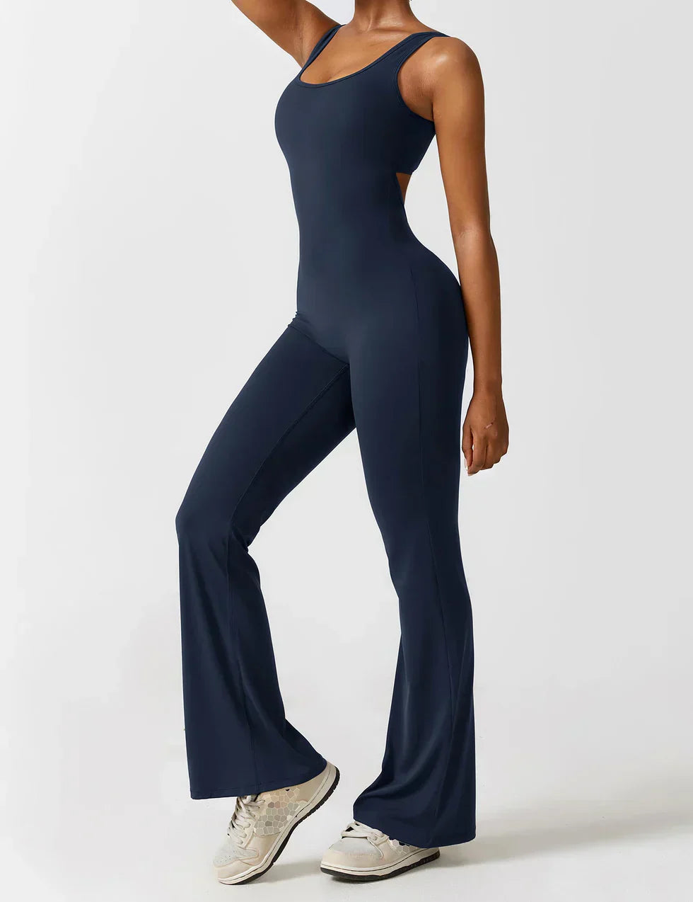Jumpsuit dames - Flared V-back jumpsuit met elegante snit voor feesten