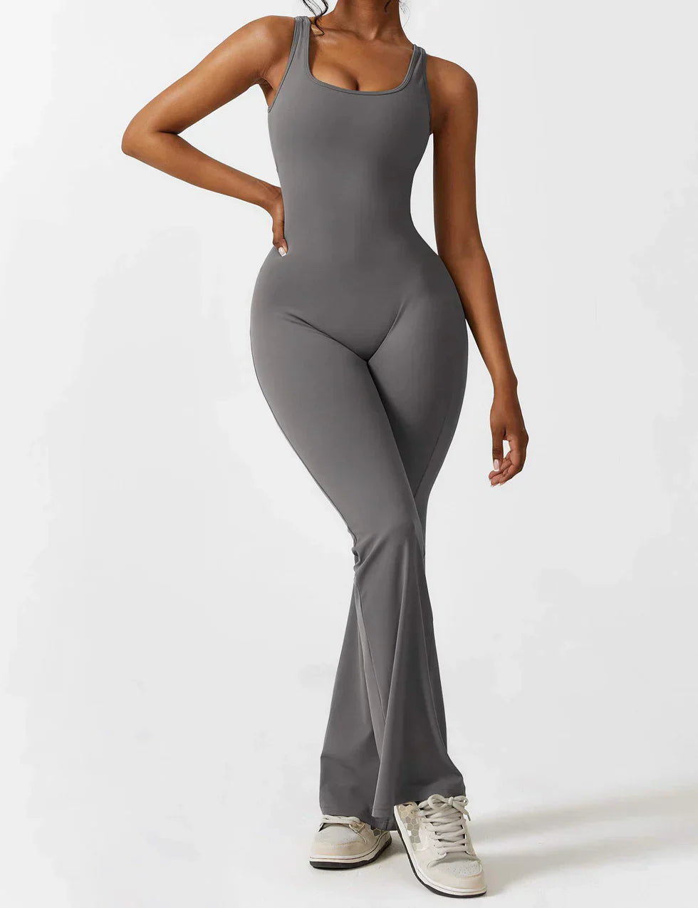 Jumpsuit dames - Flared V-back jumpsuit met elegante snit voor feesten
