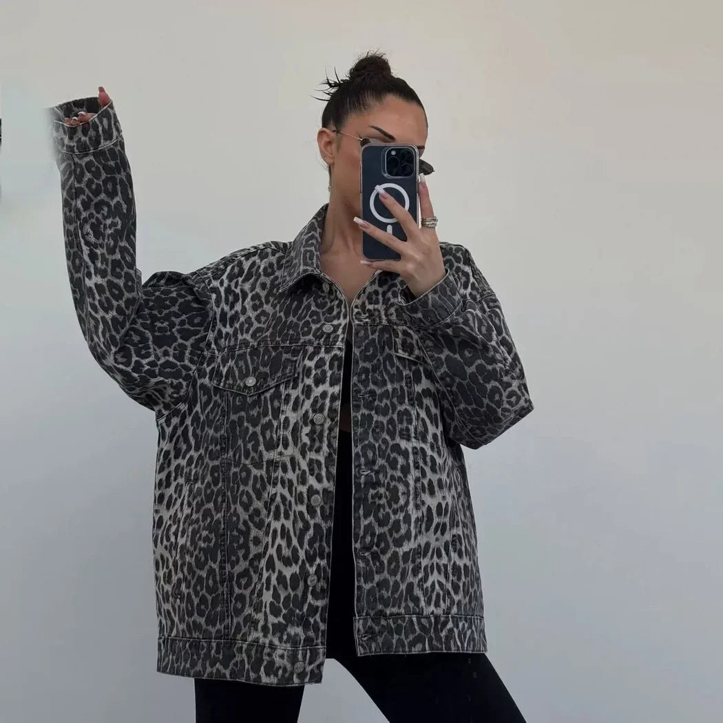 Jeansjack dames – Luipaardprint jasje met trendy design en comfortabele pasvorm