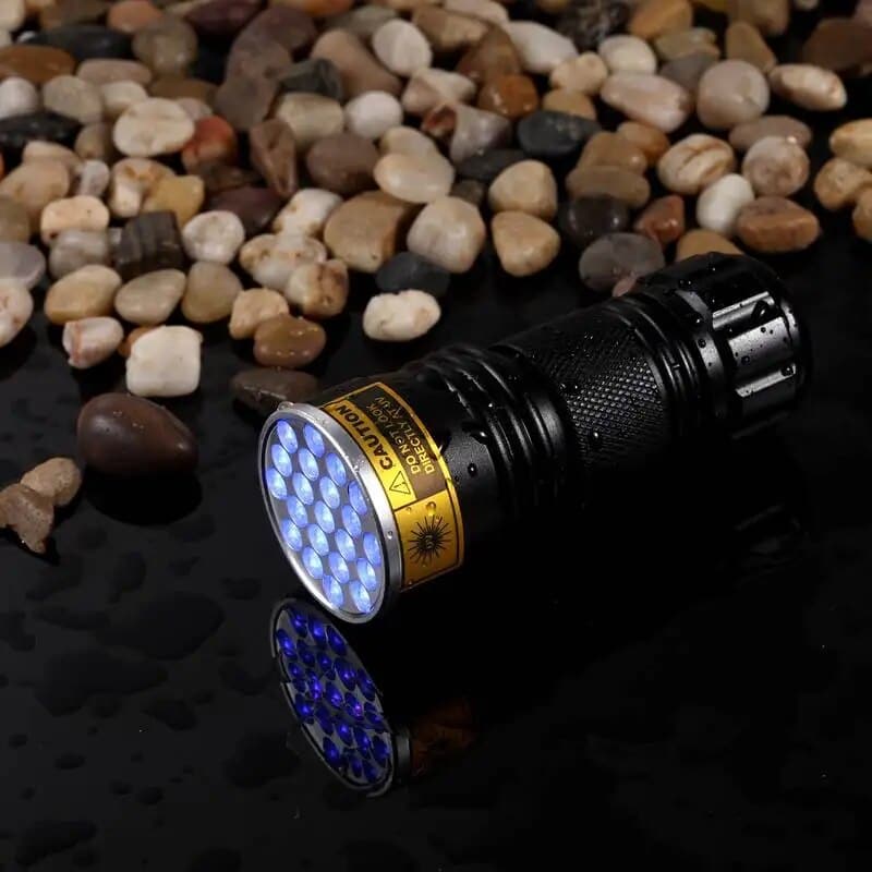 21 LED UV Lamp