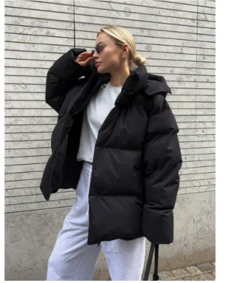 Dames Pufferjack met Capuchon – Oversized Winterjas voor Koud Weer