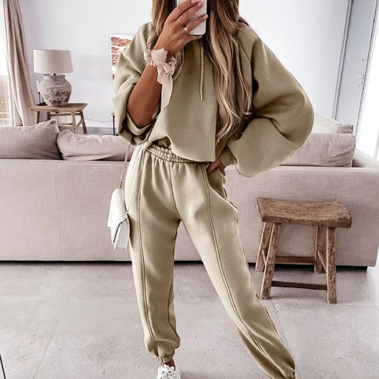 Hoodie en broek set dames – Comfortabele en stijlvolle sportoutfit voor dagelijks gebruik