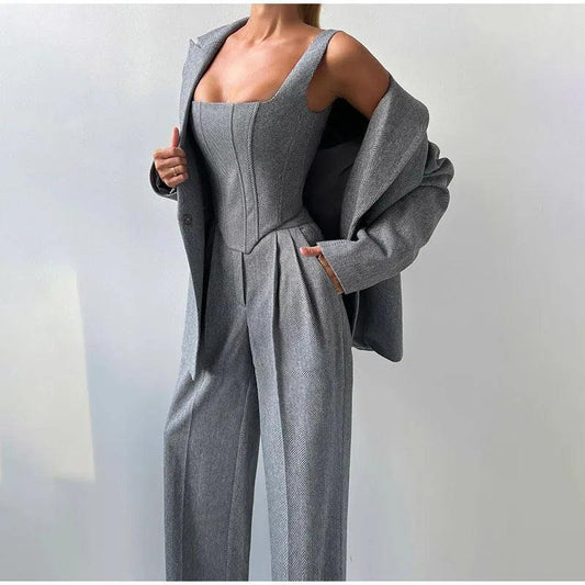 Hosenanzug Dames – Elegante Maatwerk Pasvorm & Luxueuze Stof voor Werk en Feest