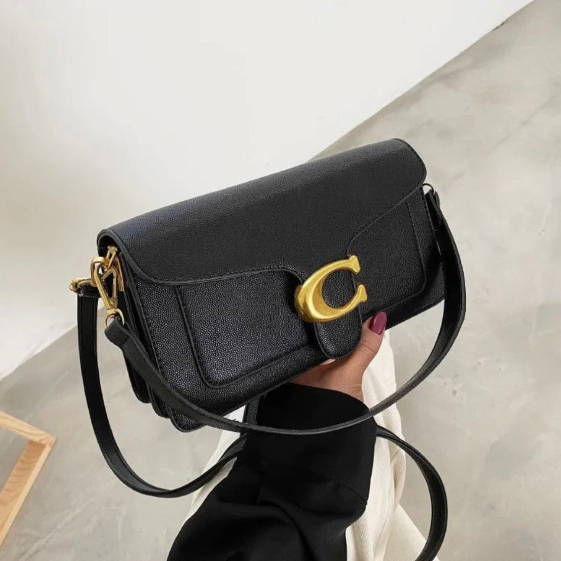 Schoudertas Vrouwen – Stijlvolle Crossbody Handtas van Leer met Verstelbare Band