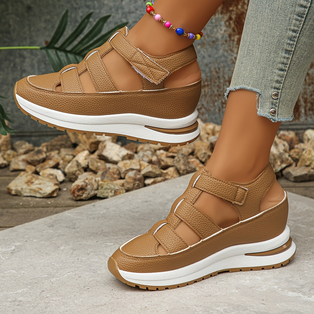Platformsandalen – Klittenbandjes en Gewatteerde Zool voor Dames Comfortabel en Stijlvol