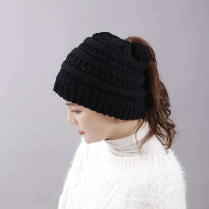Vrouwen Gebreide Winter Beanie Muts met Opening voor Bun