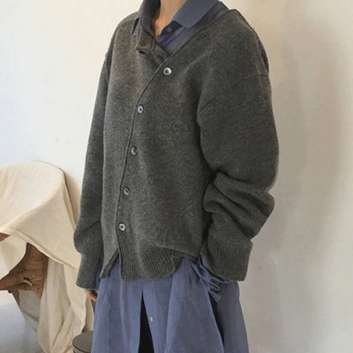 Asymmetrische Vest Dames - Modieuze Vest met Knopen en Unieke Snit voor Herfst